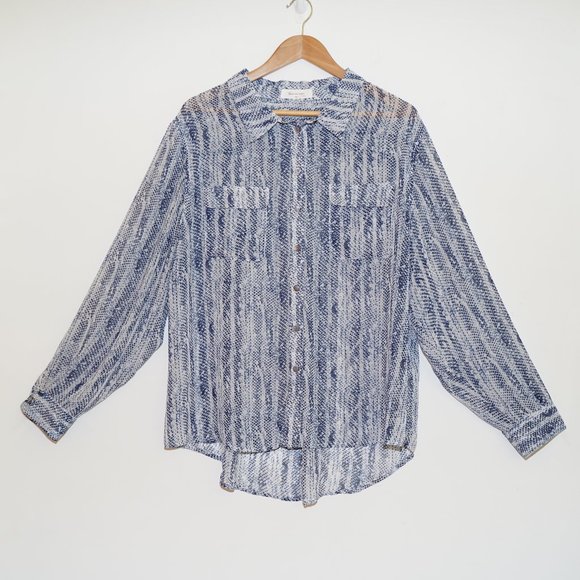 Two by Vince Camuto Tops - Vince Camuto Snake Print Sheer Button Down Top XL